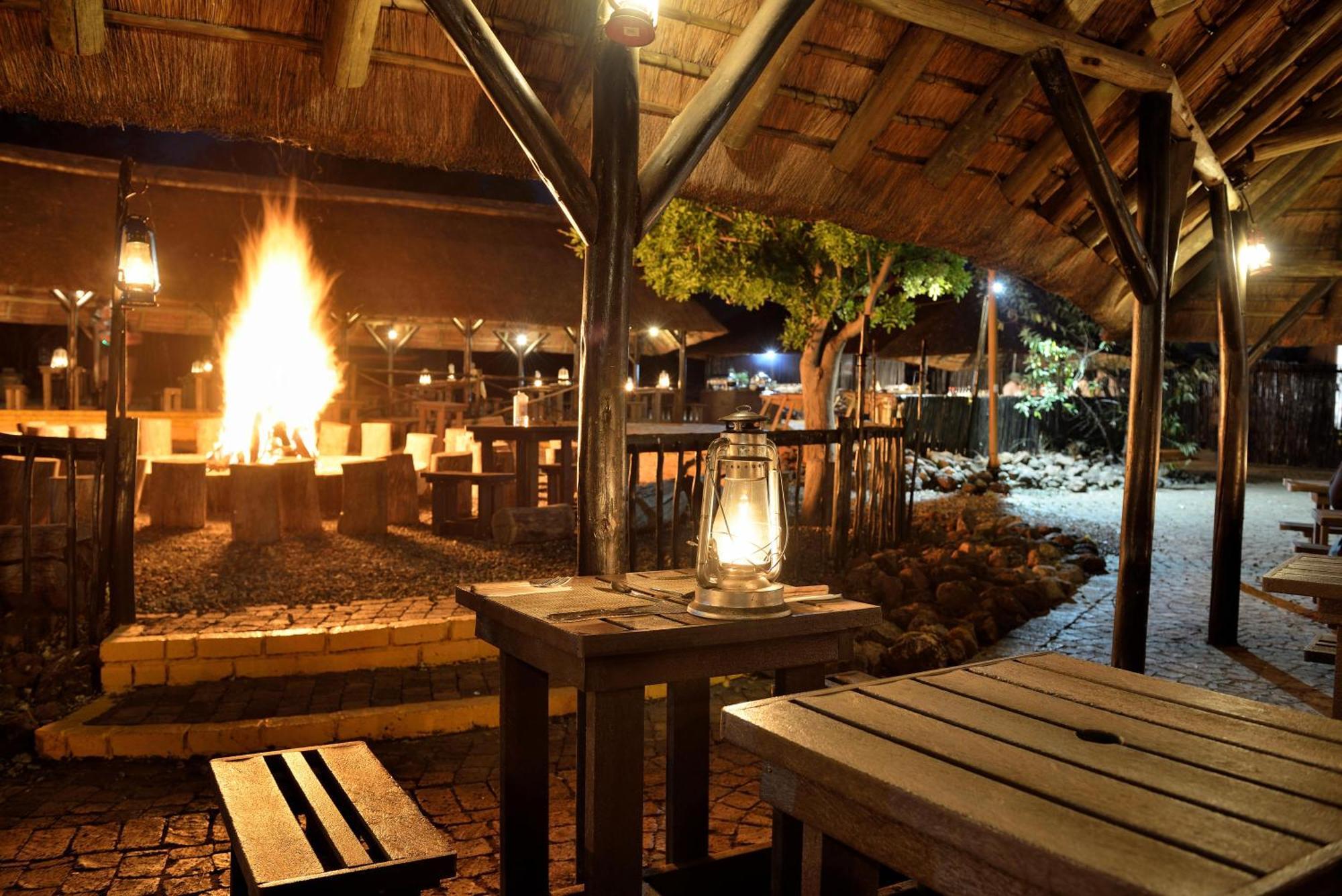 Bakubung Bush Lodge Лейдих Екстериор снимка