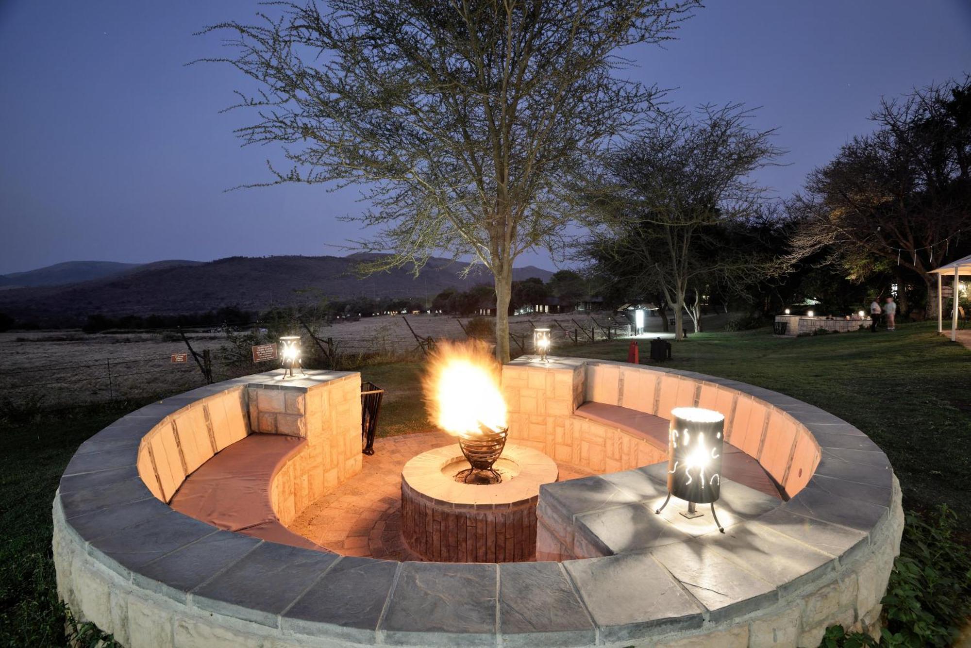 Bakubung Bush Lodge Лейдих Екстериор снимка