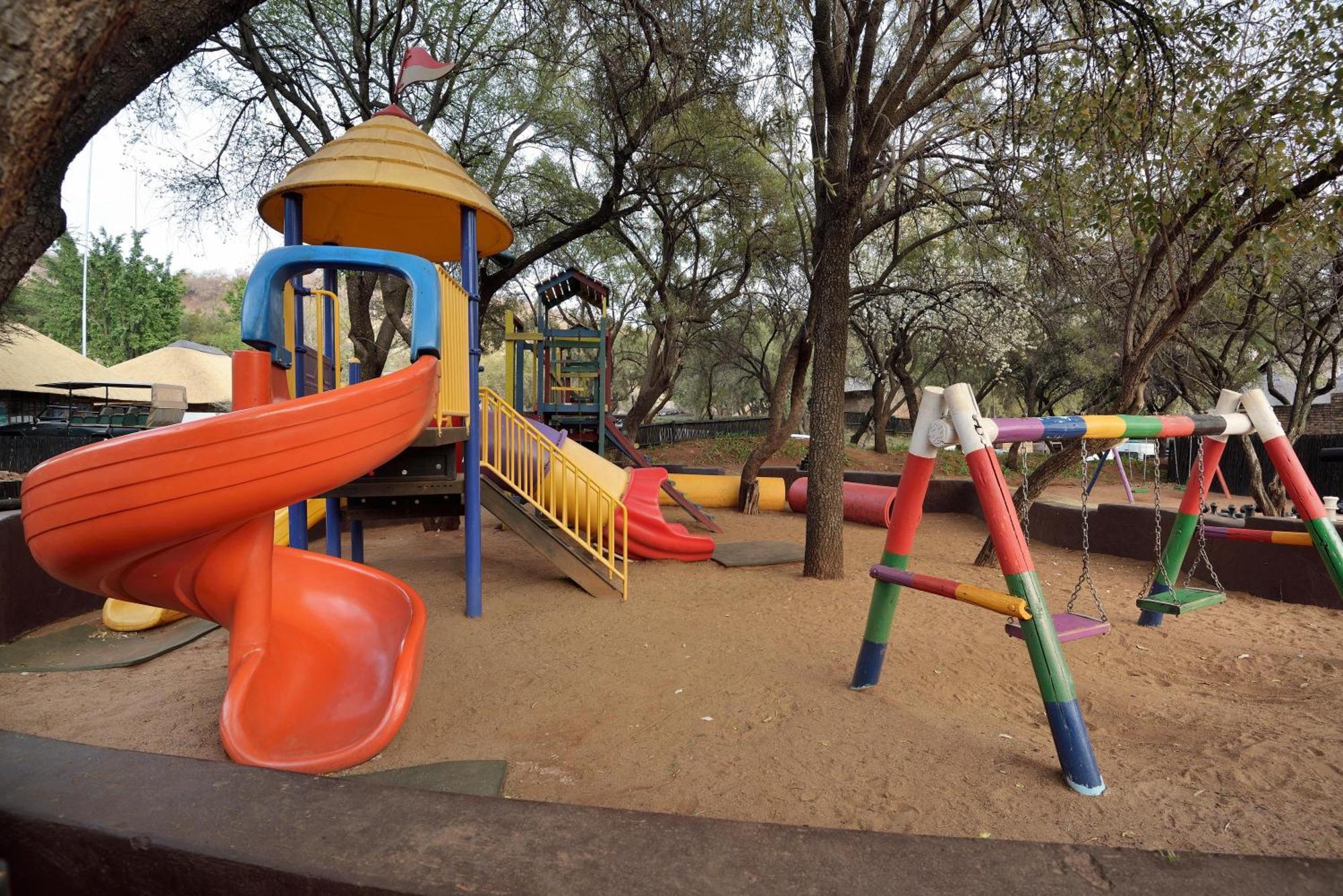 Bakubung Bush Lodge Лейдих Екстериор снимка