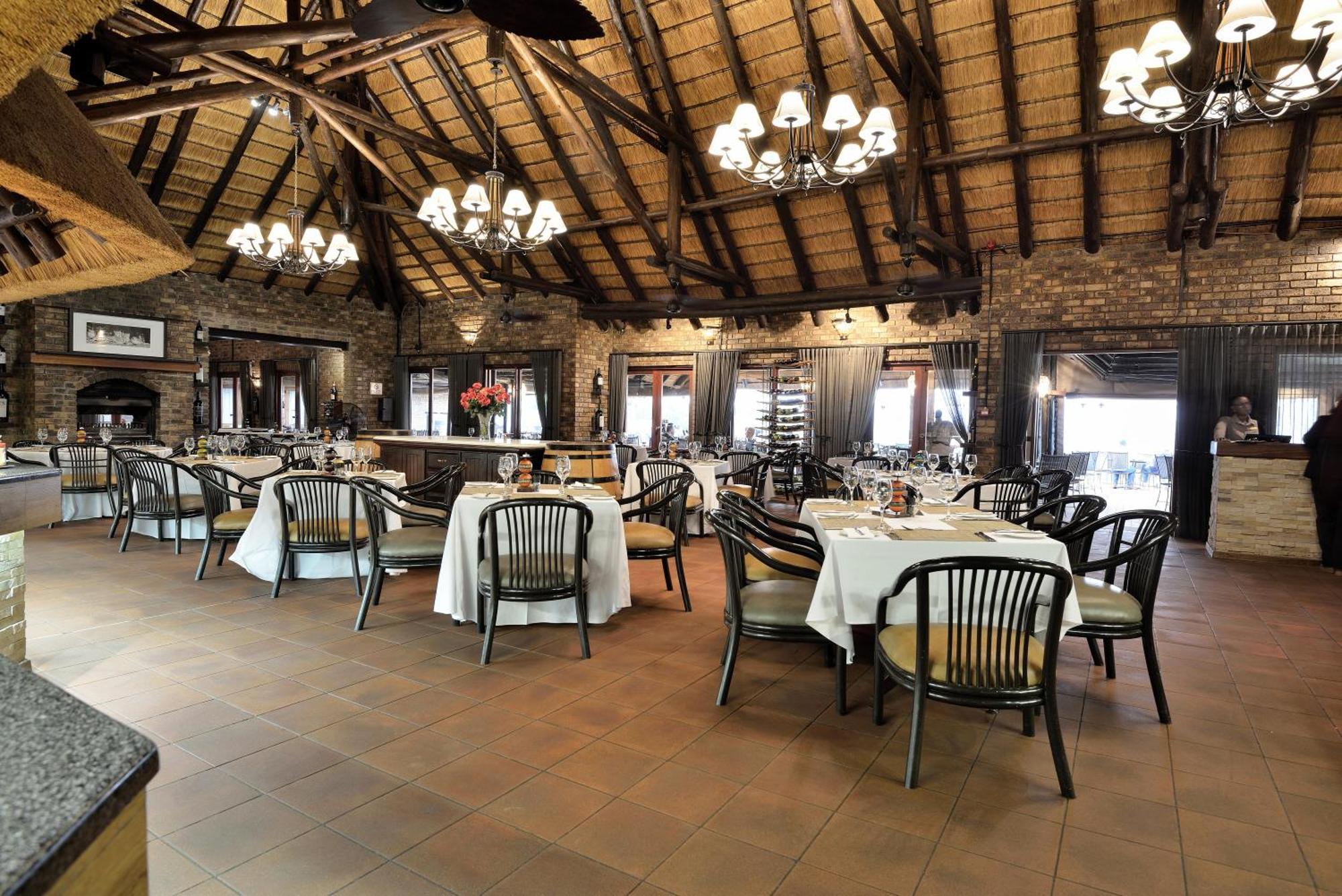 Bakubung Bush Lodge Лейдих Екстериор снимка