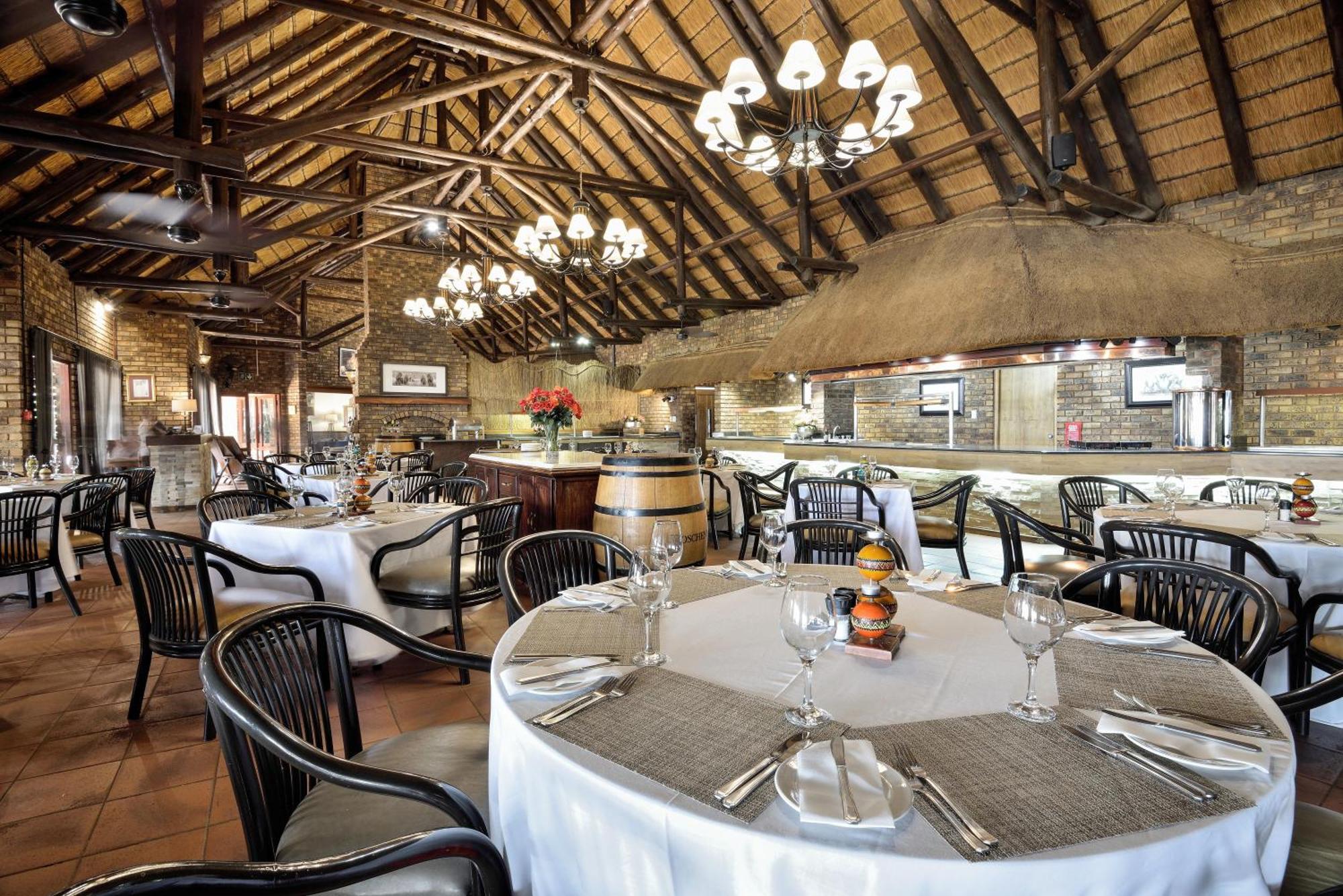 Bakubung Bush Lodge Лейдих Екстериор снимка