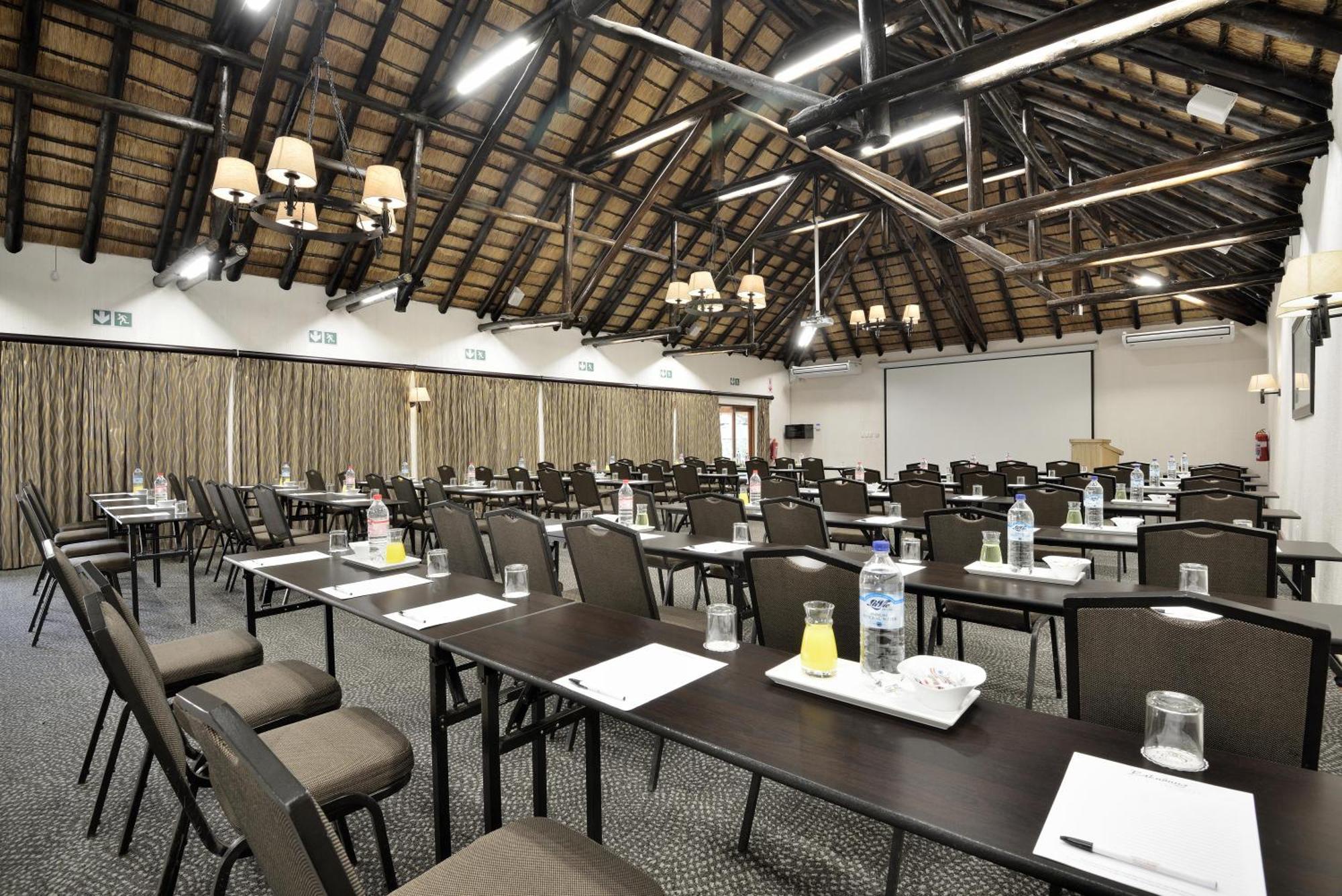 Bakubung Bush Lodge Лейдих Екстериор снимка