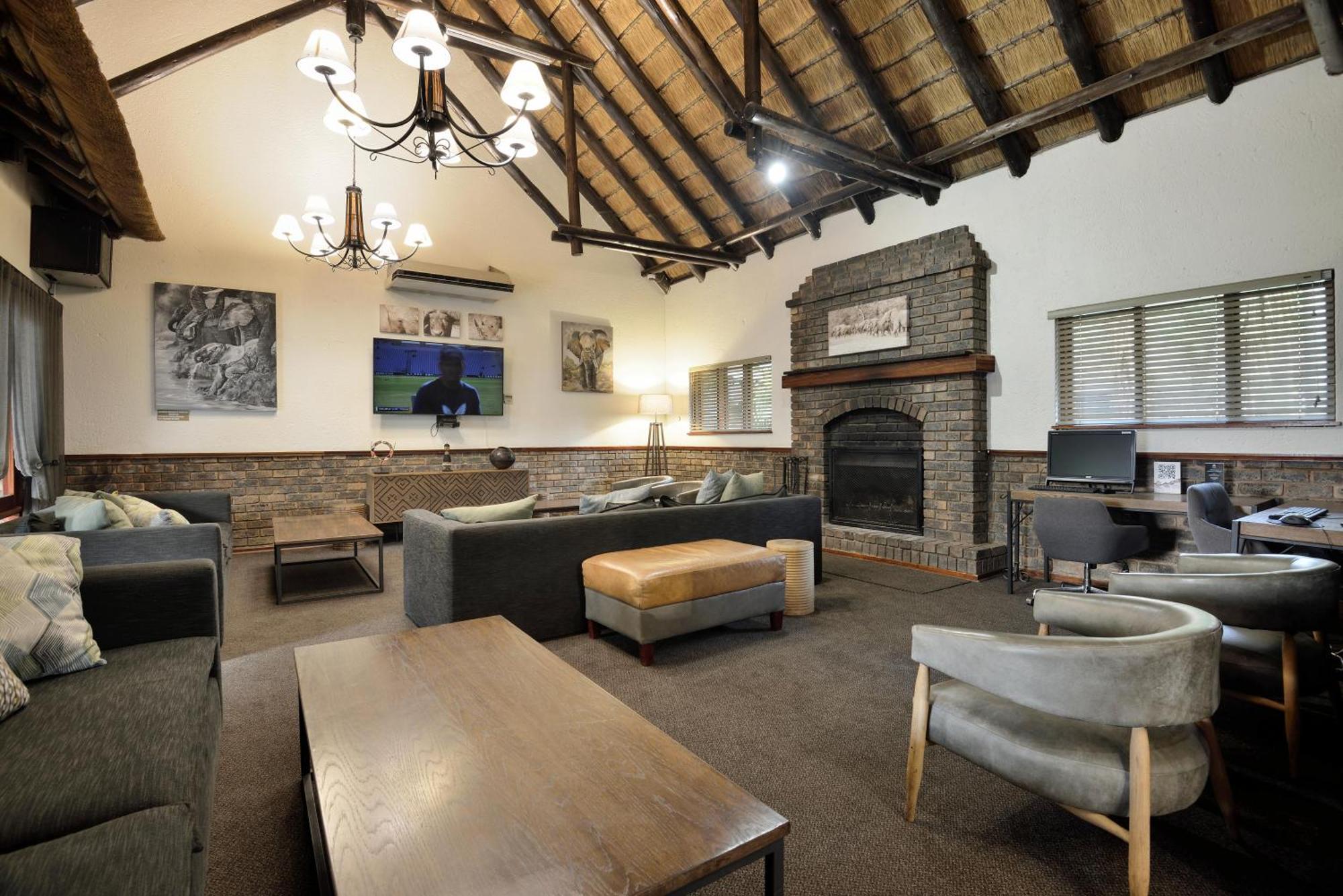 Bakubung Bush Lodge Лейдих Екстериор снимка