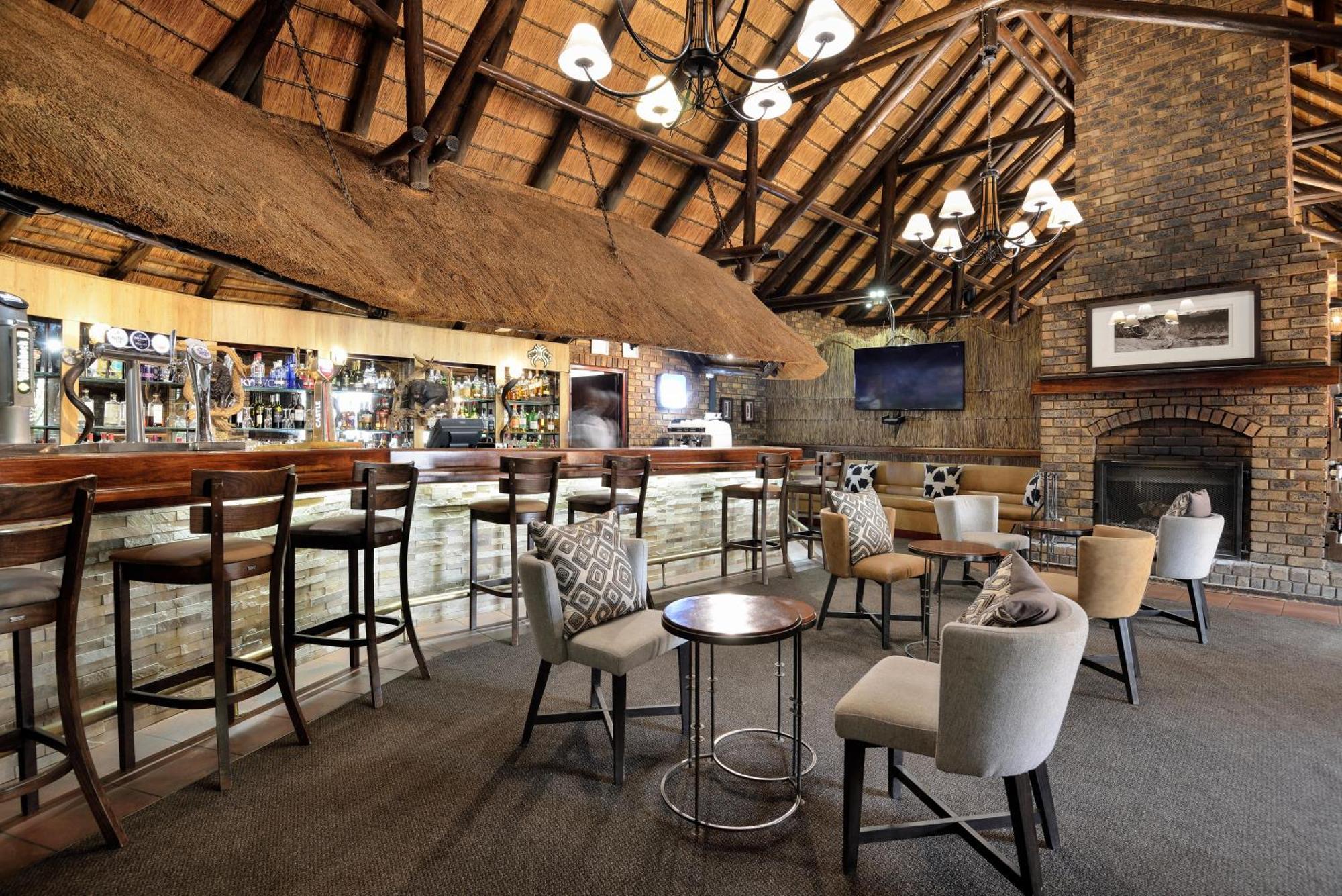 Bakubung Bush Lodge Лейдих Екстериор снимка